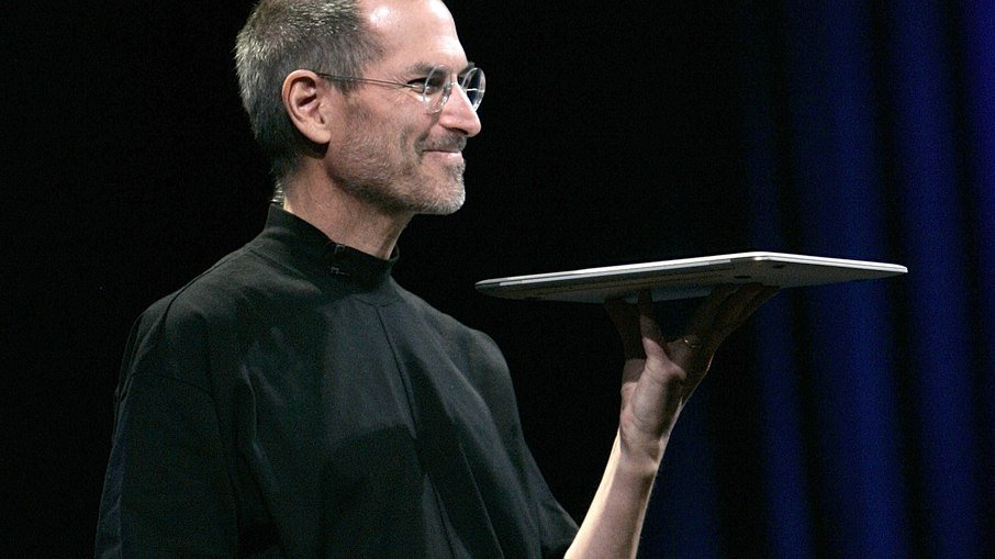 Steve Jobs costumava usar gola alta