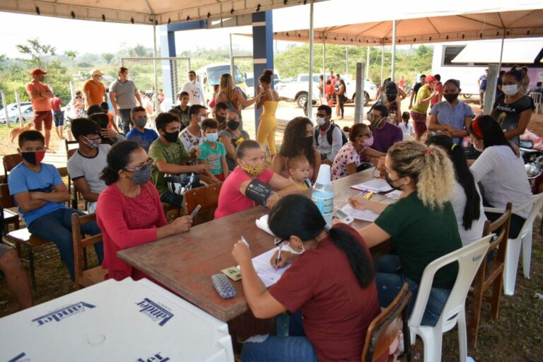 Saúde Itinerante realiza mais de 700 atendimentos em comunidade isolada do Juruá
