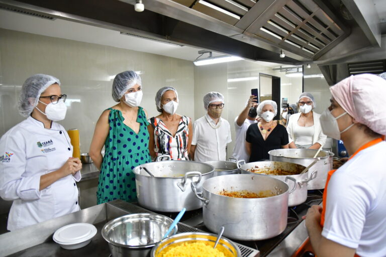 Segurança Alimentar: Governo do Ceará abre processo seletivo para beneficiar dez cozinhas sociais