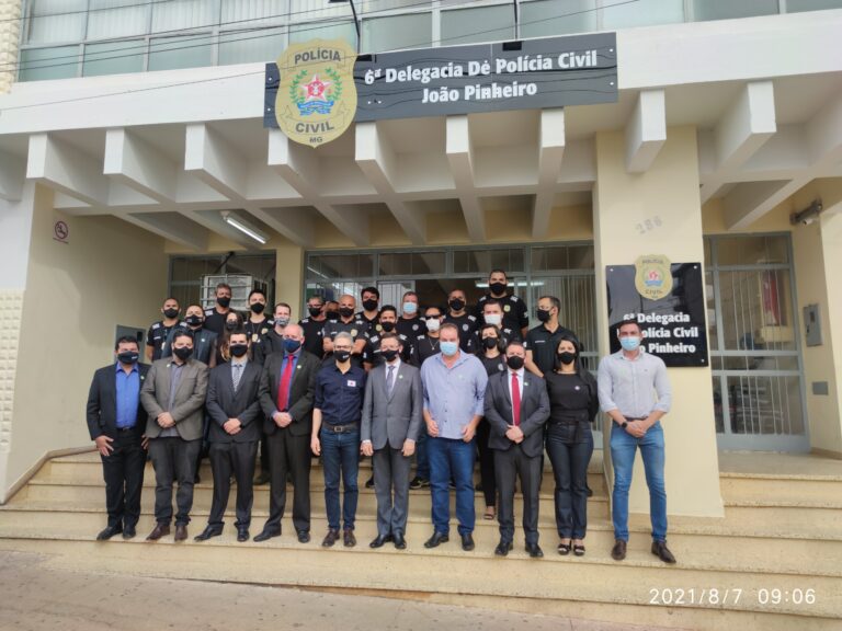 Romeu Zema inaugura nova sede da Delegacia de Polícia Civil em João Pinheiro
