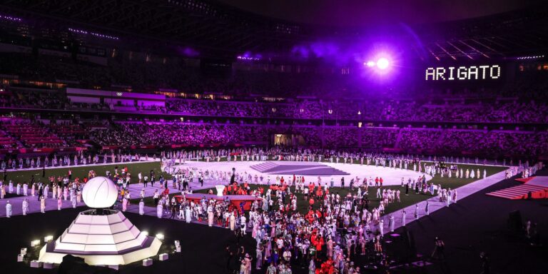 Olimpíada: cerimônia põe fim aos Jogos "mais difíceis da história"