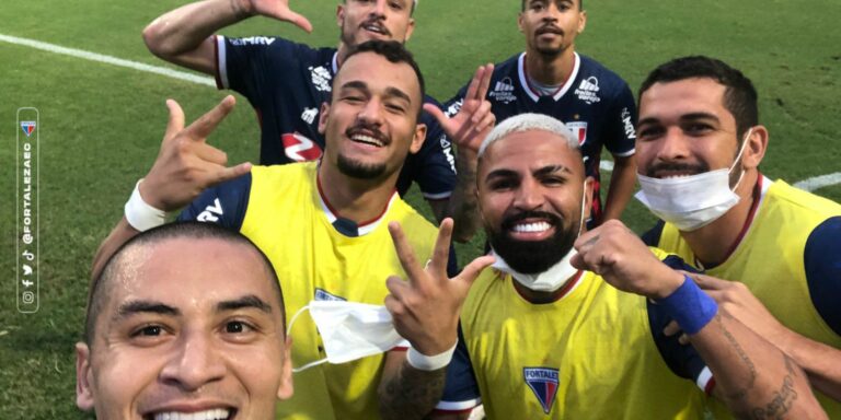 Fortaleza vence CRB novamente e avança às quartas da Copa do Brasil