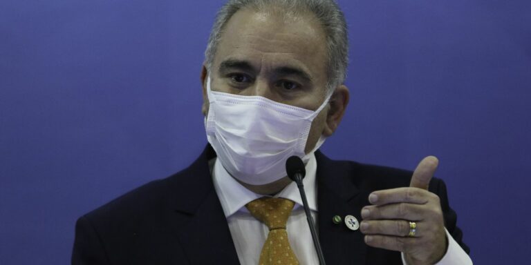 Covid: Brasil registra mais de 2,9 municípios sem óbitos em 24 horas