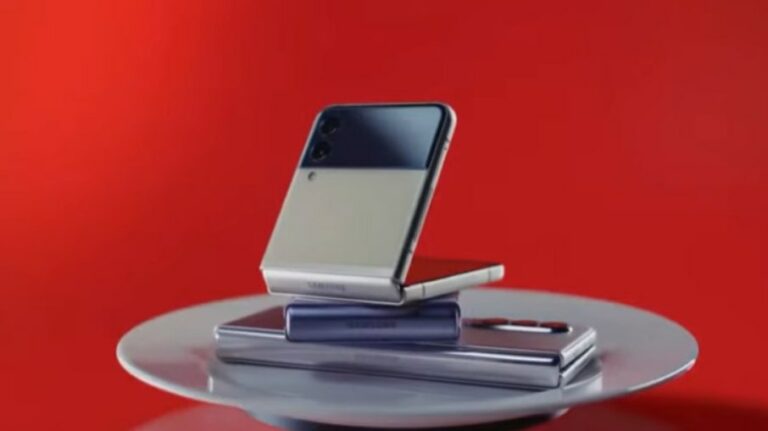 Samsung permite que usuários troquem 4 celulares por desconto em um dobrável