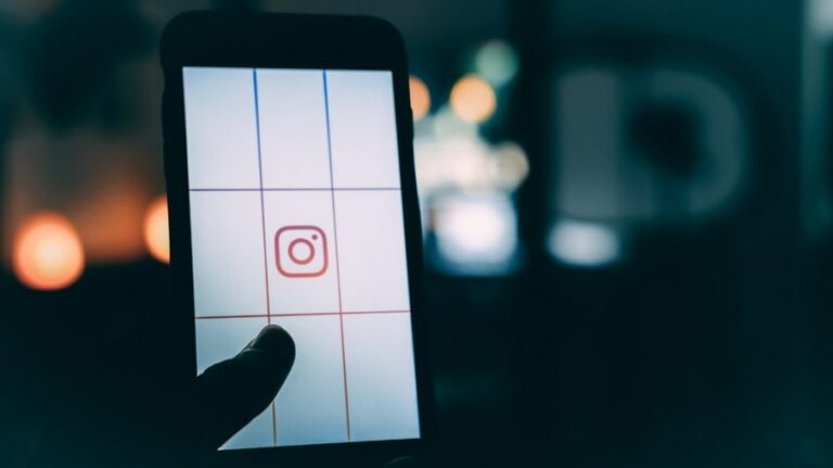 Arrasta para cima: recurso será extinto do Instagram Stories