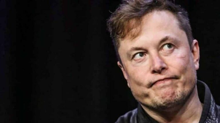 Elon Musk diz que Jeff Bezos se aposentou para se dedicar a processar a SpaceX