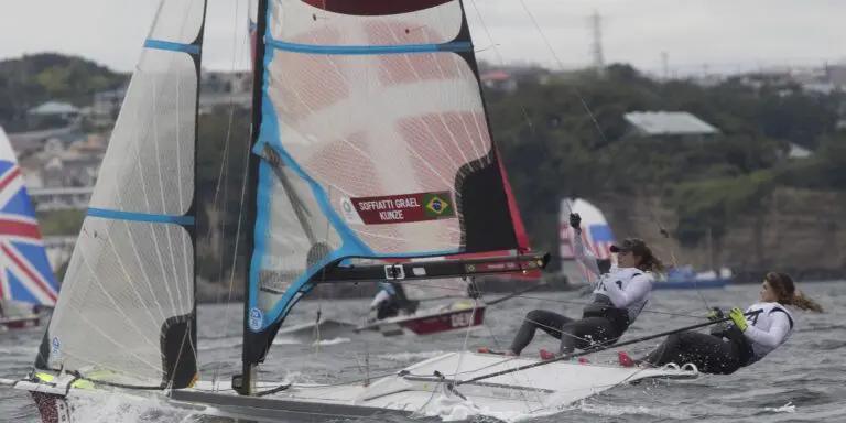 Vela: Martine e Kahena disputam bicampeonato olímpico em Tóquio