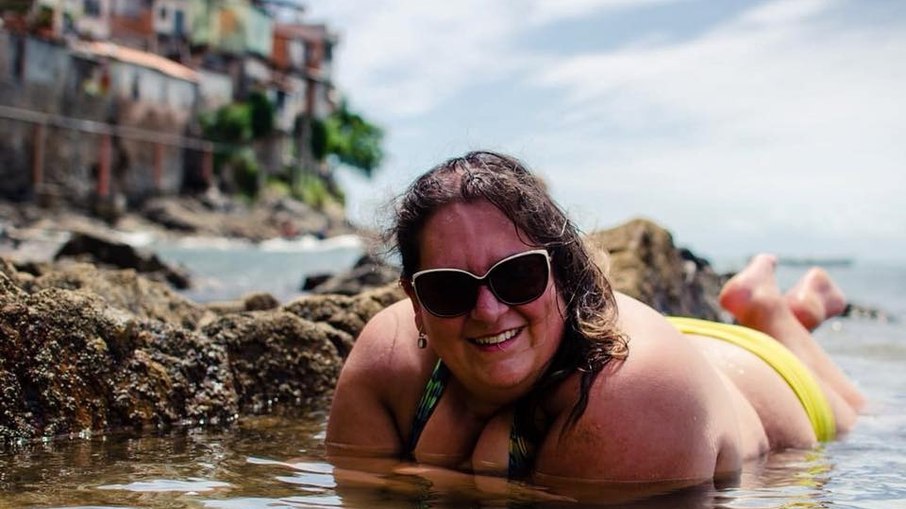 Jéssica Balbino também criou o projeto Margens que atua na valorização das mulheres na literatura marginal, periférica, saraus e slams no Brasil Jéssica Balbino também criou o projeto Margens que atua na valorização das mulheres na literatura marginal, periférica, saraus e slams no Brasil
