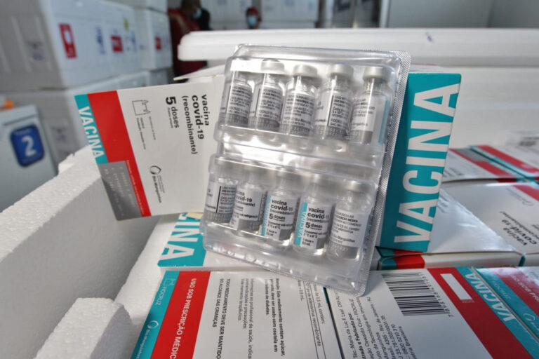 Mais 625.100 doses de vacinas contra covid-19 serão distribuídas nesta terça