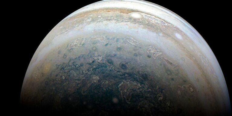 Astrônomo amador brasileiro registra impacto em Júpiter