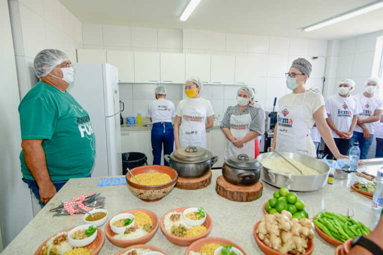 Ao lado de Flávio Dino, Paola Carosella participa de inauguração do IEMA Gastronomia