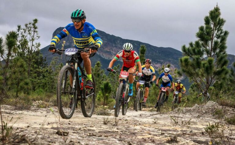 Evento de mountain bike movimenta turismo esportivo em Mucugê neste fim de semana