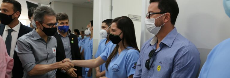 Romeu Zema participa de inauguração de Pronto Socorro em Patrocínio