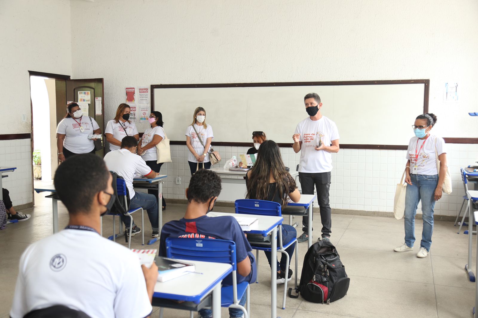 Ação educativa contra o tabagismo visitou escolas (Foto: Márcio Sampaio)