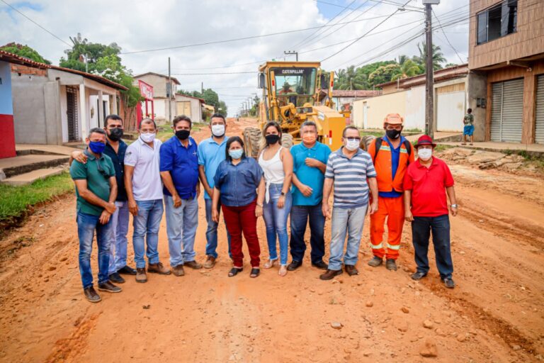 Governo vistoria obras de urbanização de portos e pavimentação em Paço do Lumiar