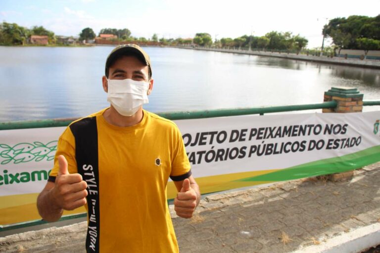 Açudes de Pacatuba recebem alevinos do Projeto de Peixamento