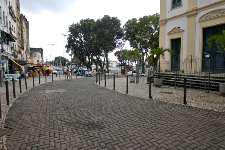 Obras de requalificação de ruas e passeios valorizam o Centro Antigo de Salvador