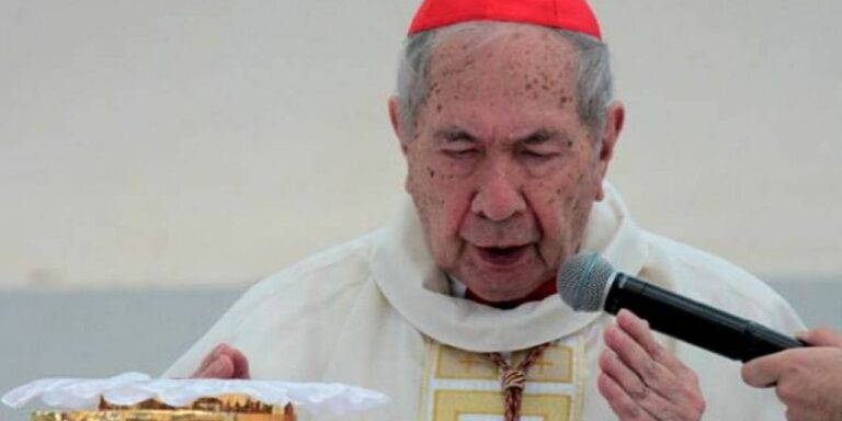 Arcebispo emérito de Brasília morre de covid-19