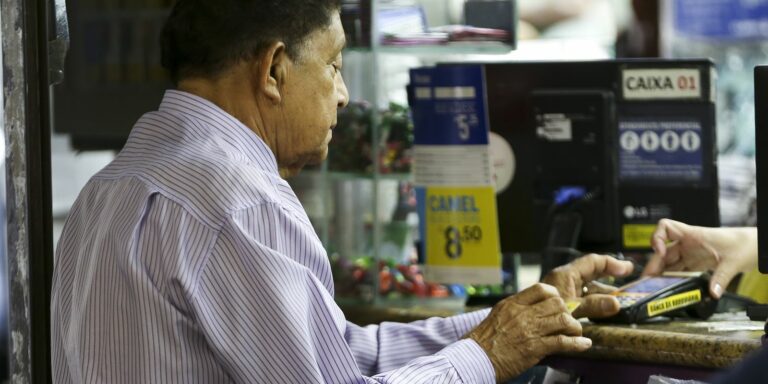 Conferência nacional debate direitos dos idosos em Brasília