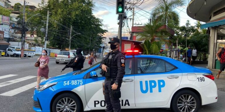 Policiamento é reforçado em área disputada por milícias no Rio