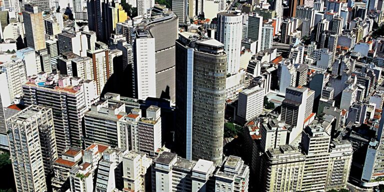 IGP-M cai 0,64% em setembro, mas acumula alta de 24,86% em 12 meses