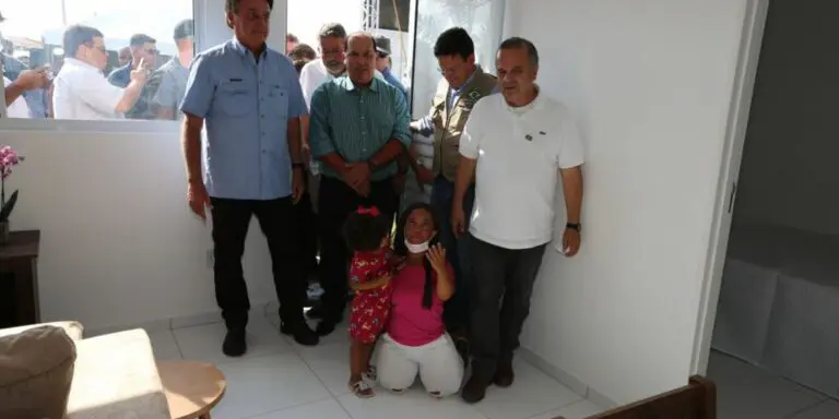 Governo entrega 200 residências populares no interior de Alagoas