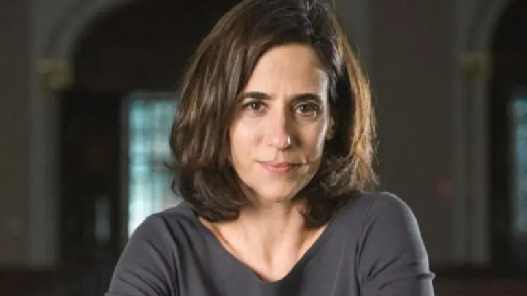 “Não diria que sou uma hétero convicta”, diz Mariana Lima sobre sexualidade