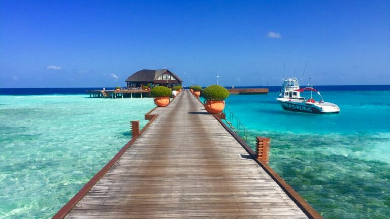 Maldivas: entenda porque o país pode desaparecer até o fim do século