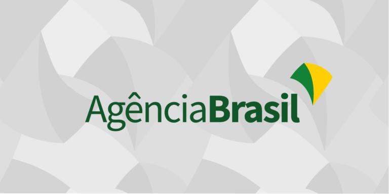 Fabinho comemora sequência como titular da Seleção Brasileira