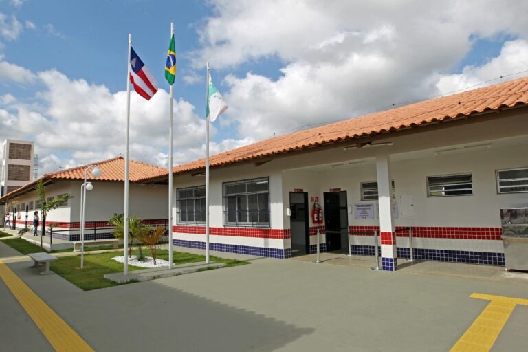 Estado destina mais R$ 29 milhões para construção de escolas em Aurelino Leal, Itapé, Mascote e Santaluz