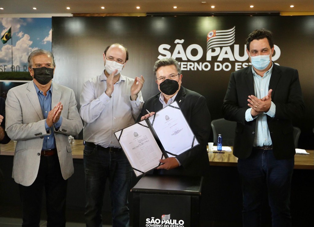 Anúncios do Governo de SP em São José Do Rio Preto