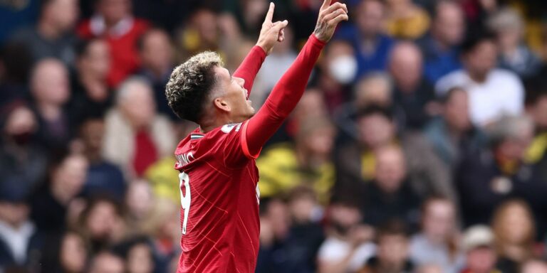 Com 3 de Firmino e golaço de Salah, Liverpool goleia Watford