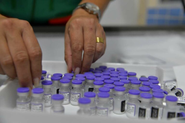 Com quase 395 mil doses, Ceará recebe maior remessa de vacinas contra Covid-19