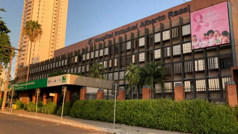 Caiado entrega equipamentos ao HGG e lança obras no Noroeste do Estado