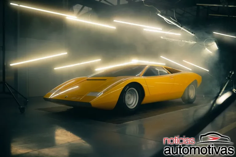Lamborghini recria primeiro Countach de 1971 para colecionador