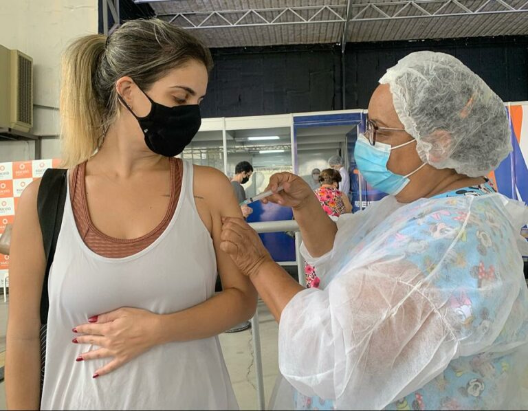 No Dia Nacional da Vacinação, Maceió comemora 60% de imunizados contra a Covid-19