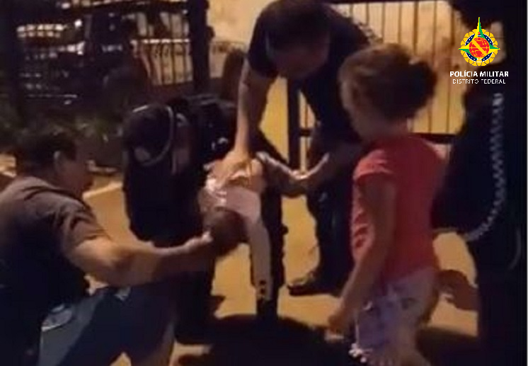 Policiais militares salvam bebê engasgado na Estrutural