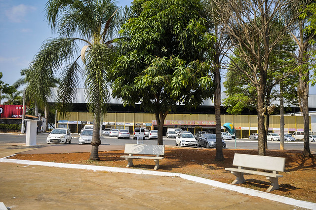 População do Cruzeiro recebe a Praça do Artesão reformada