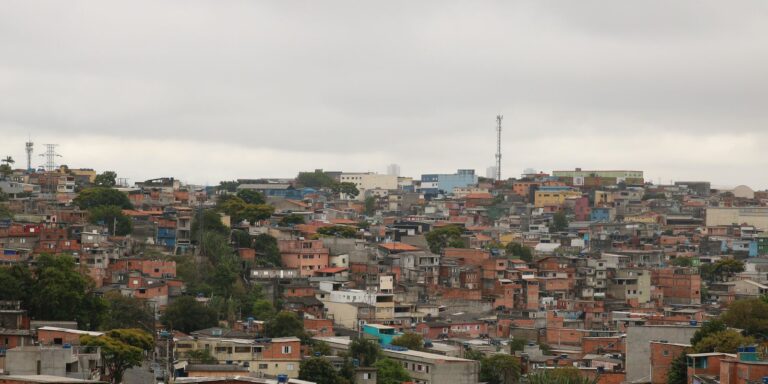 Estudo mostra como são construídas lideranças nas favelas em SP