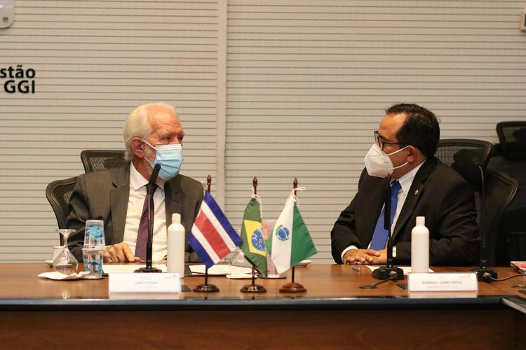 Com visita de embaixador, Paraná e Costa Rica estreitam relações e buscam novos negócios