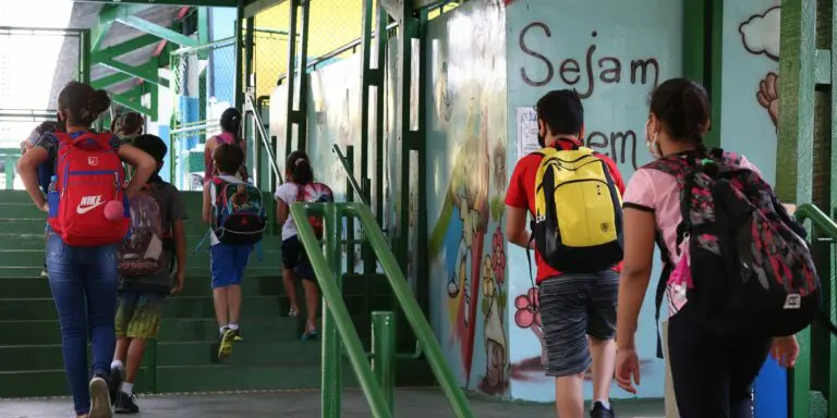 SP: aulas presenciais serão obrigatórias a partir de segunda-feira