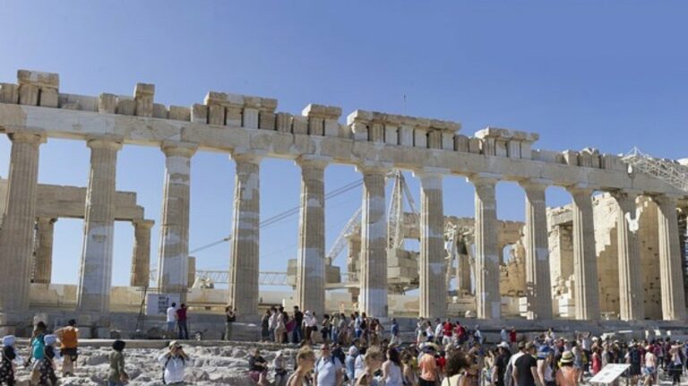 Partenon é uma das construções mais antigas do mundo e considerada perfeita