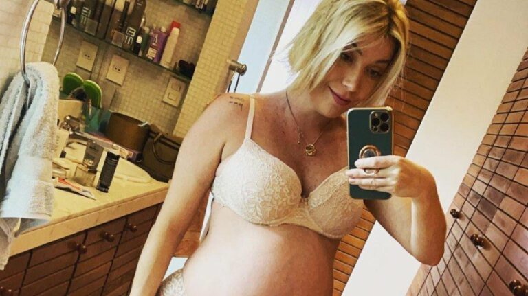 Luiza Possi posta foto de barrigão de grávida e indica parto a qualquer momento