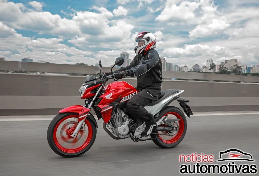 Honda Twister 2022 muda cores e grafismos a partir de R$ 17.190 