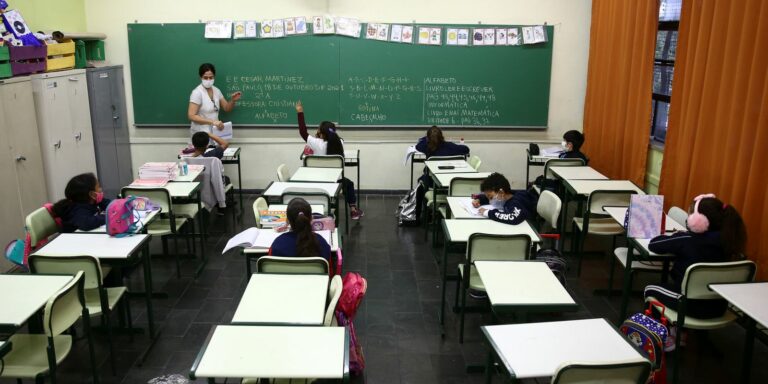 Governo de São Paulo anuncia calendário escolar de 2022