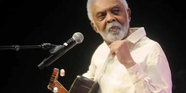 Gilberto Gil é eleito para a Academia Brasileira de Letras