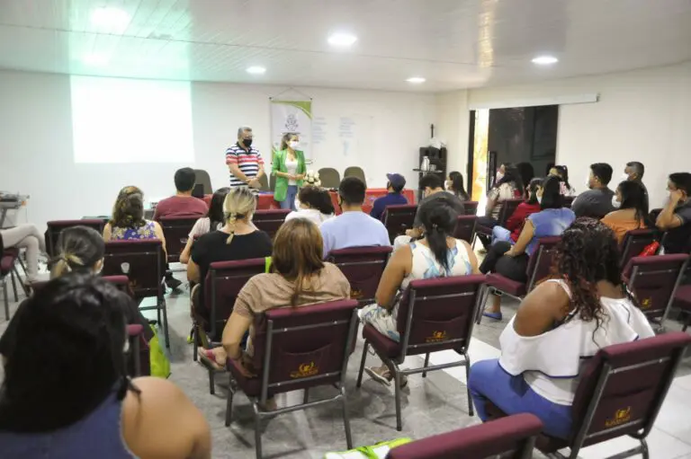 Cuidadores de idosos do Abrigo Olavo Bilac são capacitados