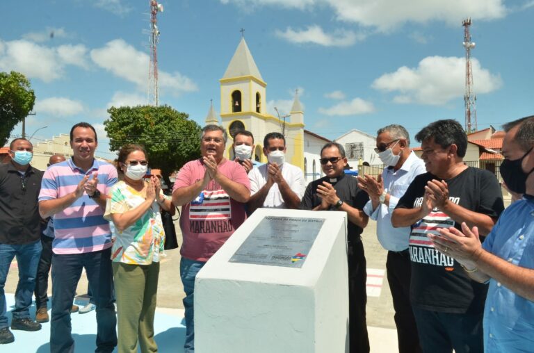 Governo do Estado inaugura a reforma da Praça da Matriz, em Barreirinhas