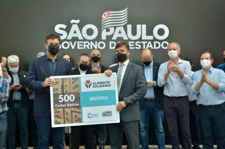 Governo inaugura obras em espaços turísticos e autoriza investimentos para Brotas