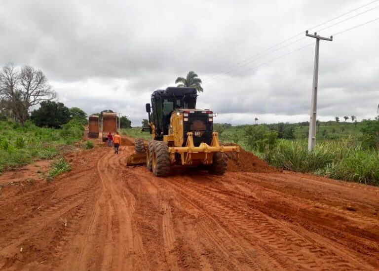 Governo inicia pavimentação da MA-333, que interliga os municípios de Fortuna e Jatobá